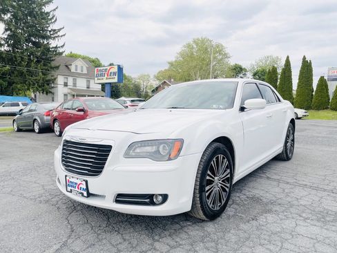 Used 2014 Chrysler 300 S AWD/4WD image 1