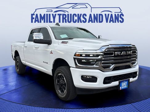 Used 2026 RAM 2500 Laramie AWD/4WD image 7