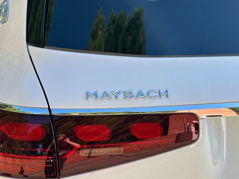 New 2026 Mercedes-Benz Maybach GLS 600 4MATIC image 28