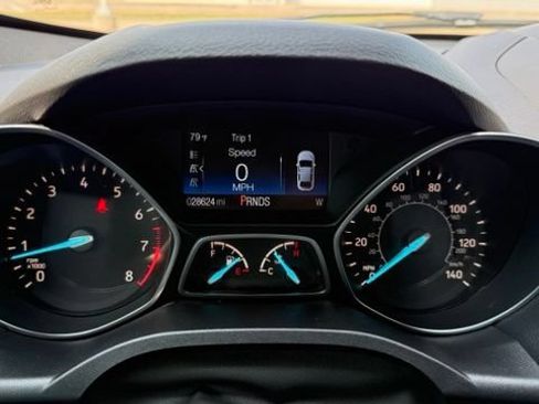 Used 2018 Ford Escape S FWD image 31