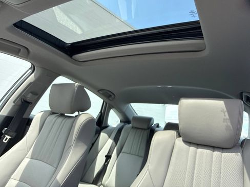 Used 2020 Honda Accord EX-L image 32