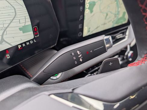 New 2026 Chevrolet Equinox RS w/ Convenience Package III image 31