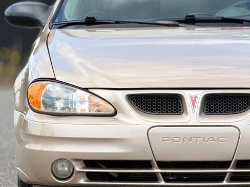 Used 2004 Pontiac Grand Am SE FWD image 11