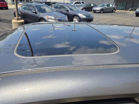 Used 2013 Nissan Juke SV image 5