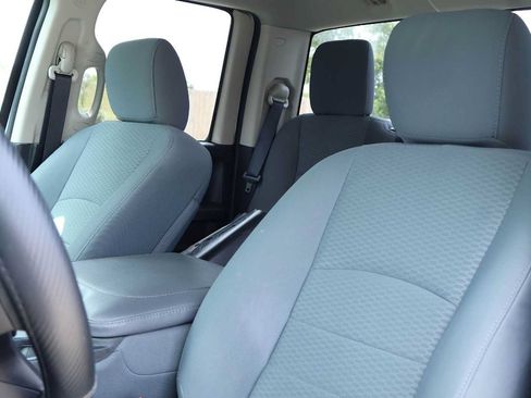 Used 2016 RAM 1500 Express RWD image 11