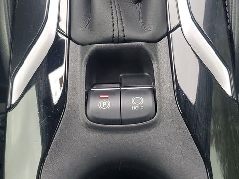 Used 2019 Toyota Corolla SE image 32