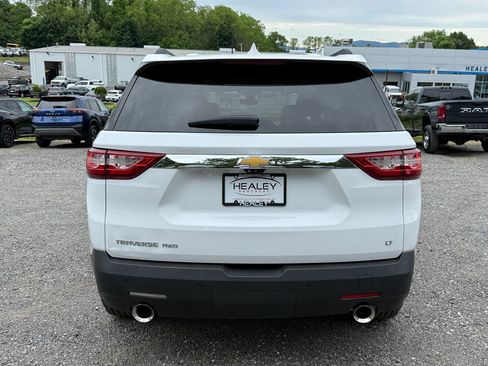 Certified 2021 Chevrolet Traverse LT w/ LT Premium Package AWD/4WD image 5