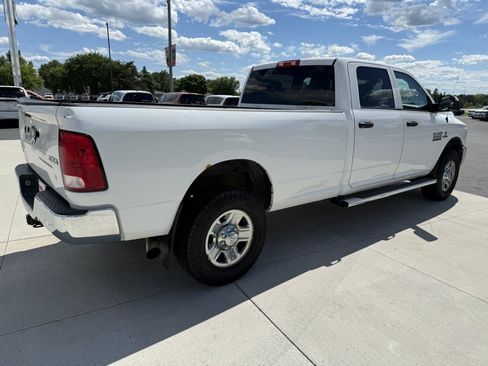 Used 2018 RAM 3500 Tradesman w/ Chrome Appearance Group AWD/4WD image 7