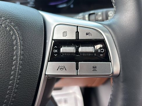 Used 2025 Kia Telluride EX X-Line AWD/4WD image 12