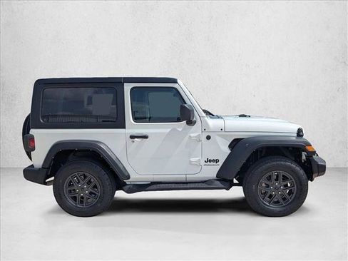 Used 2024 Jeep Wrangler Sport AWD/4WD image 4