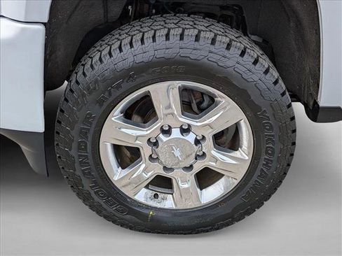 Used 2019 Chevrolet Silverado 2500 LTZ w/ Duramax Plus Package AWD/4WD image 24