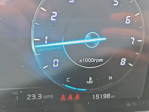 Certified 2025 Kia Sportage SX AWD/4WD image 17
