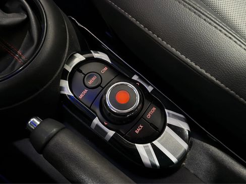 Used 2019 MINI Cooper S FWD image 31