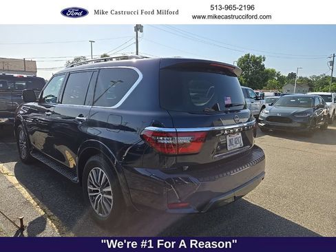Used 2023 Nissan Armada SL w/ Captain's Chairs Package AWD/4WD image 5
