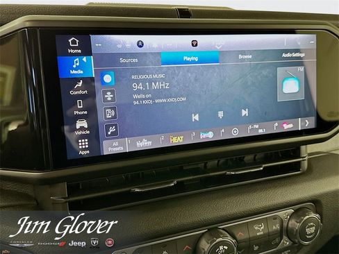 New 2026 Jeep Gladiator Sport image 31