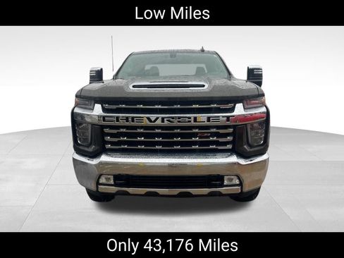 Used 2022 Chevrolet Silverado 2500 LTZ w/ Z71 Off-Road Package image 2