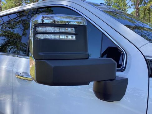 New 2025 GMC Sierra 3500 SLT w/ SLT Premium Package image 12