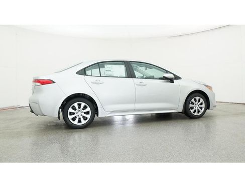 New 2026 Toyota Corolla LE image 26