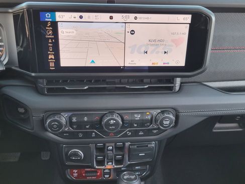 New 2026 Jeep Wrangler Unlimited Rubicon w/ Xtreme 35 Tire Package image 8