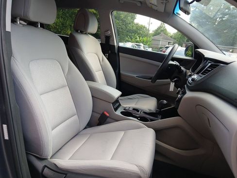 Used 2018 Hyundai Tucson SEL FWD image 17