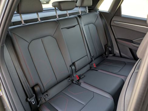 New 2025 Audi Q3 2.0T Premium Plus image 11