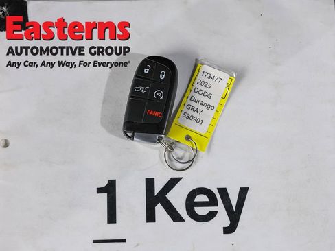 Used 2025 Dodge Durango GT RWD image 26