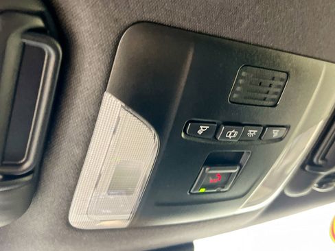 Used 2021 Toyota Corolla SE image 22