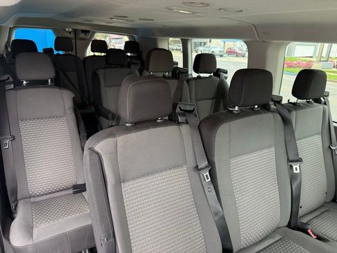 Used 2022 Ford Transit 350 XLT RWD image 11