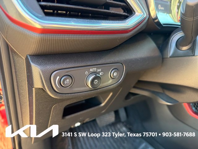 Used 2023 Chevrolet TrailBlazer RS w/ Sun and Liftgate Package FWD image 15