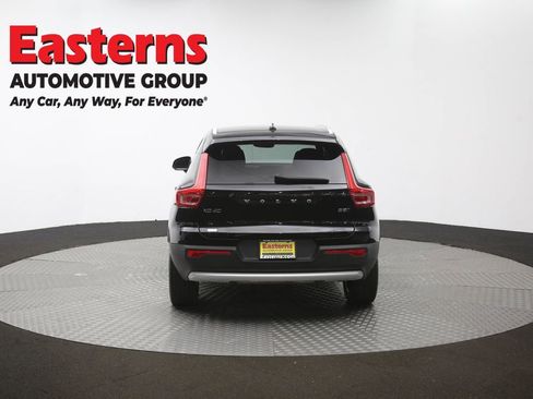 Used 2024 Volvo XC40 B5 Core AWD/4WD image 36