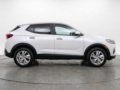 Used 2025 Buick Encore GX Preferred FWD image 11
