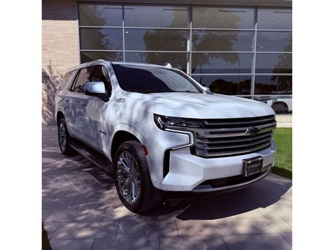 Used 2021 Chevrolet Tahoe High Country RWD image 4
