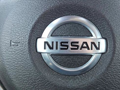 Used 2022 Nissan Sentra SV image 11