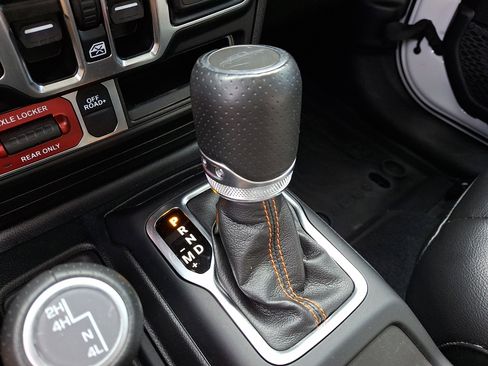 Certified 2023 Jeep Gladiator Mojave w/ LED Lighting Group image 13