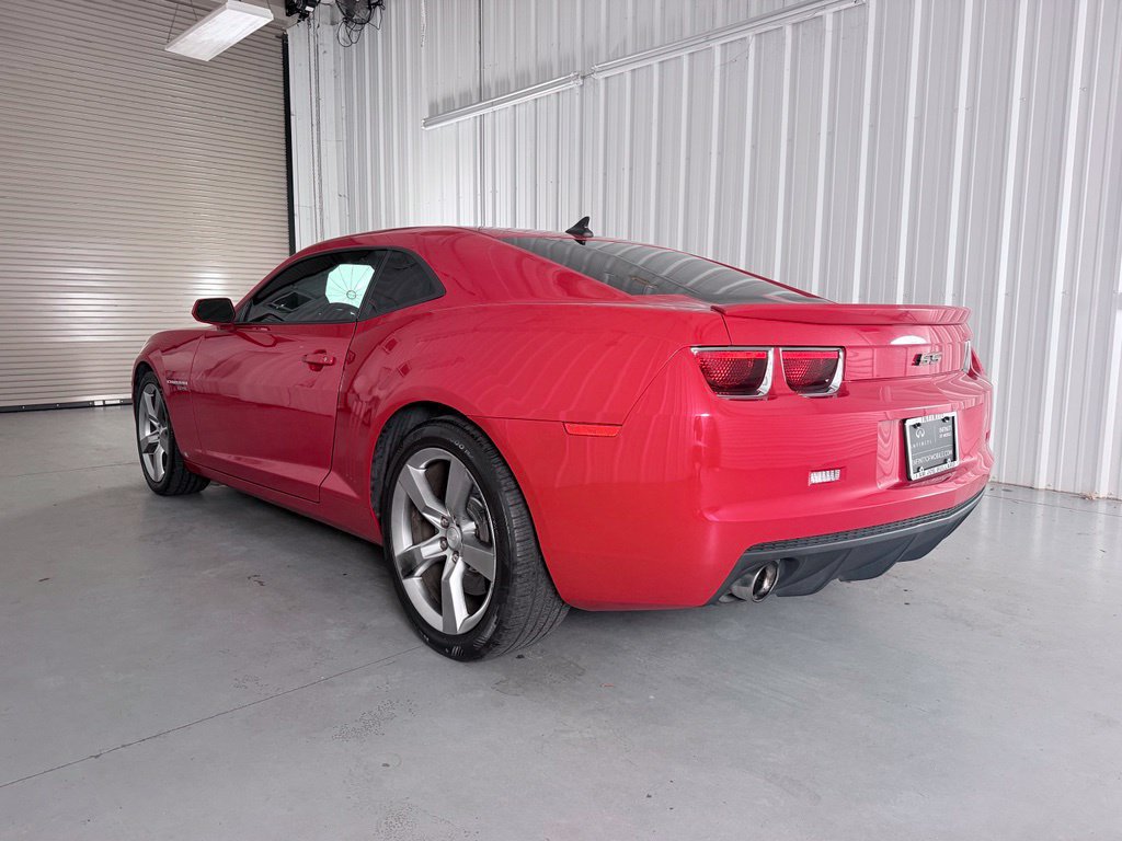 Used 2010 Chevrolet Camaro SS w/ RS Package RWD image 7