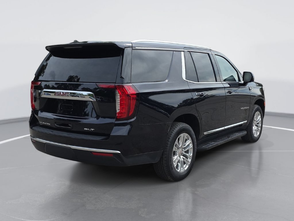 Certified 2023 GMC Yukon SLT w/ SLT Premium Package AWD/4WD image 3