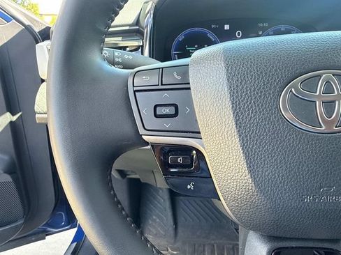 Used 2025 Toyota Camry XLE w/ Premium Plus Package FWD image 28