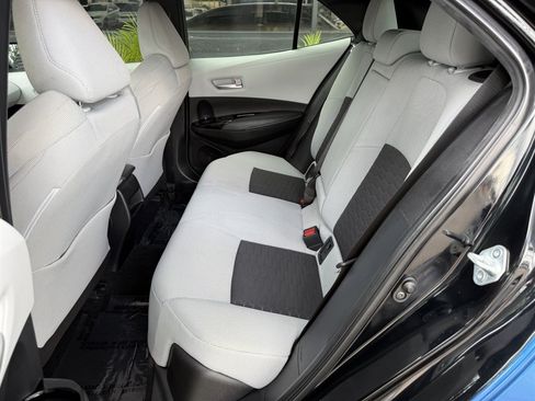 Used 2021 Toyota Corolla SE FWD image 18