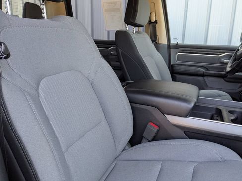 Used 2019 RAM 1500 Big Horn AWD/4WD image 31