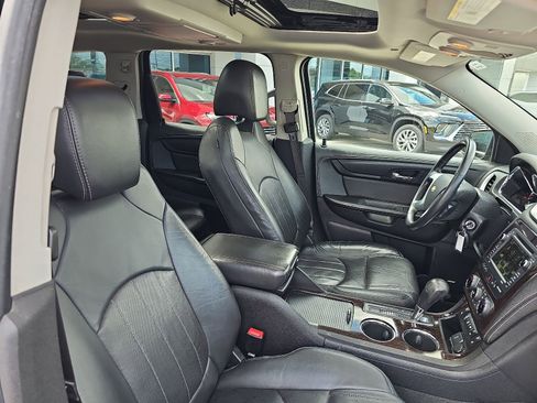 Used 2016 Chevrolet Traverse LTZ AWD/4WD image 24