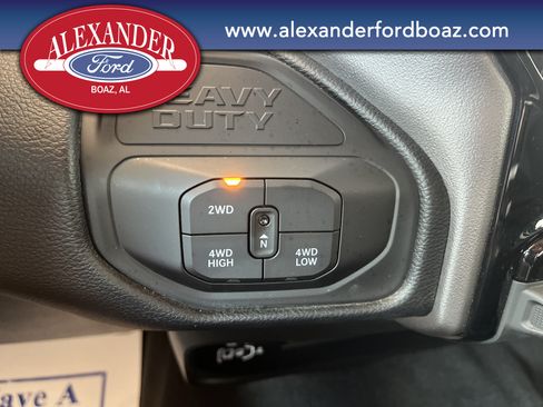 Used 2026 RAM 2500 Big Horn AWD/4WD image 25