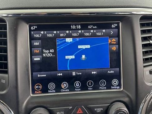 Used 2018 Jeep Grand Cherokee Laredo AWD/4WD image 24