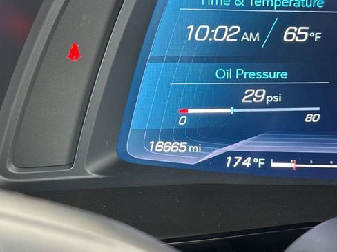 Used 2021 Chevrolet Corvette Stingray Premium Cpe w/ Z51 Performance Package RWD image 29