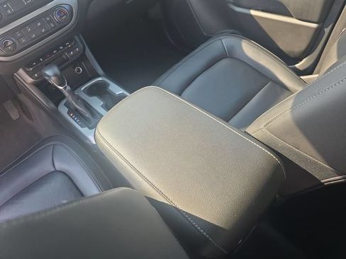 Used 2022 Chevrolet Colorado LT w/ Luxury Package AWD/4WD image 23