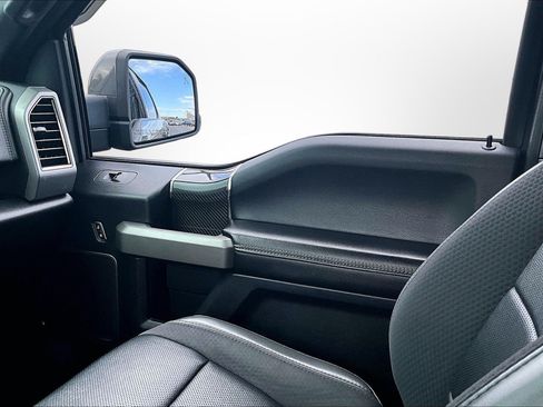 Used 2019 Ford F150 Raptor w/ Equipment Group 802A Luxury AWD/4WD image 26