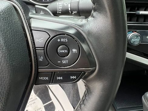 Used 2024 Toyota Camry SE w/ Convenience Package FWD image 14