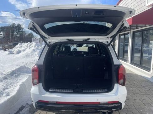 Used 2024 Hyundai Palisade Calligraphy image 19