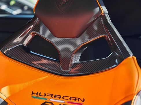 Used 2020 Lamborghini Huracan EVO image 41