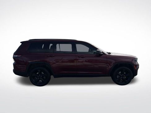 Used 2021 Jeep Grand Cherokee L Laredo image 2