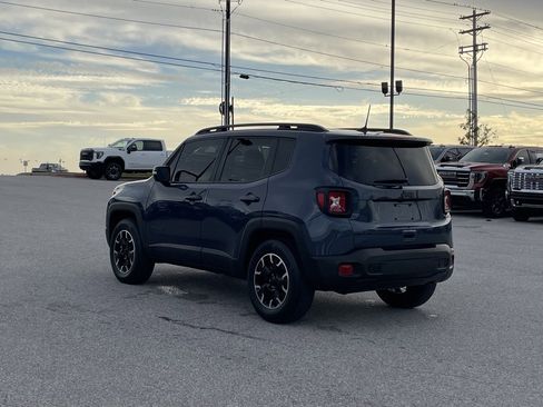 Used 2023 Jeep Renegade Latitude image 5